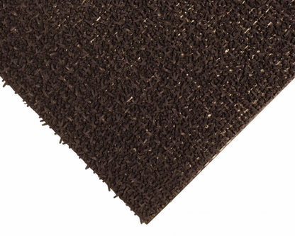 Artificial turf mat surface texture for scraping dirt from shoes